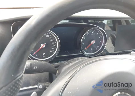 2017 Mercedes-Benz E 300 4Matic z USA, uszkodzony, nr VIN WDDZF4KB1HA097037